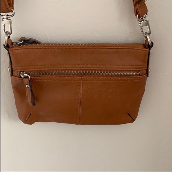 Brown mini shoulder bag. - Picture 3 of 4